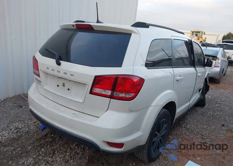 2019 Dodge Journey Se from USA, damaged, VIN 3C4PDCBB2KT719744